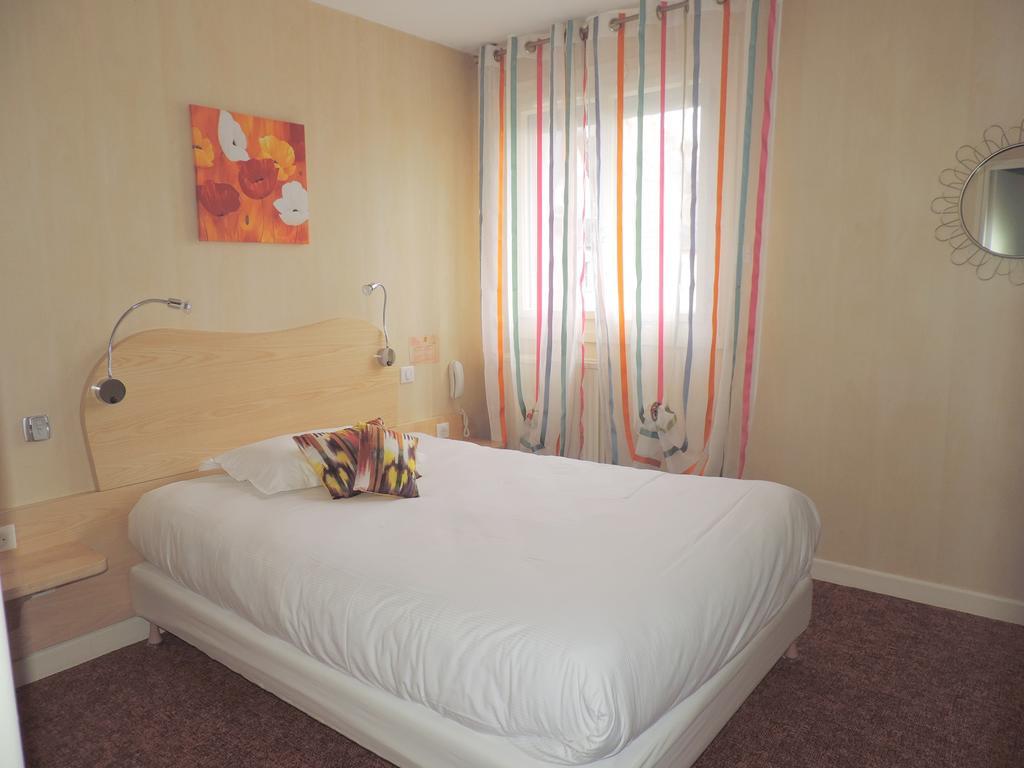 Auv'Hotel Mauriac  Εξωτερικό φωτογραφία